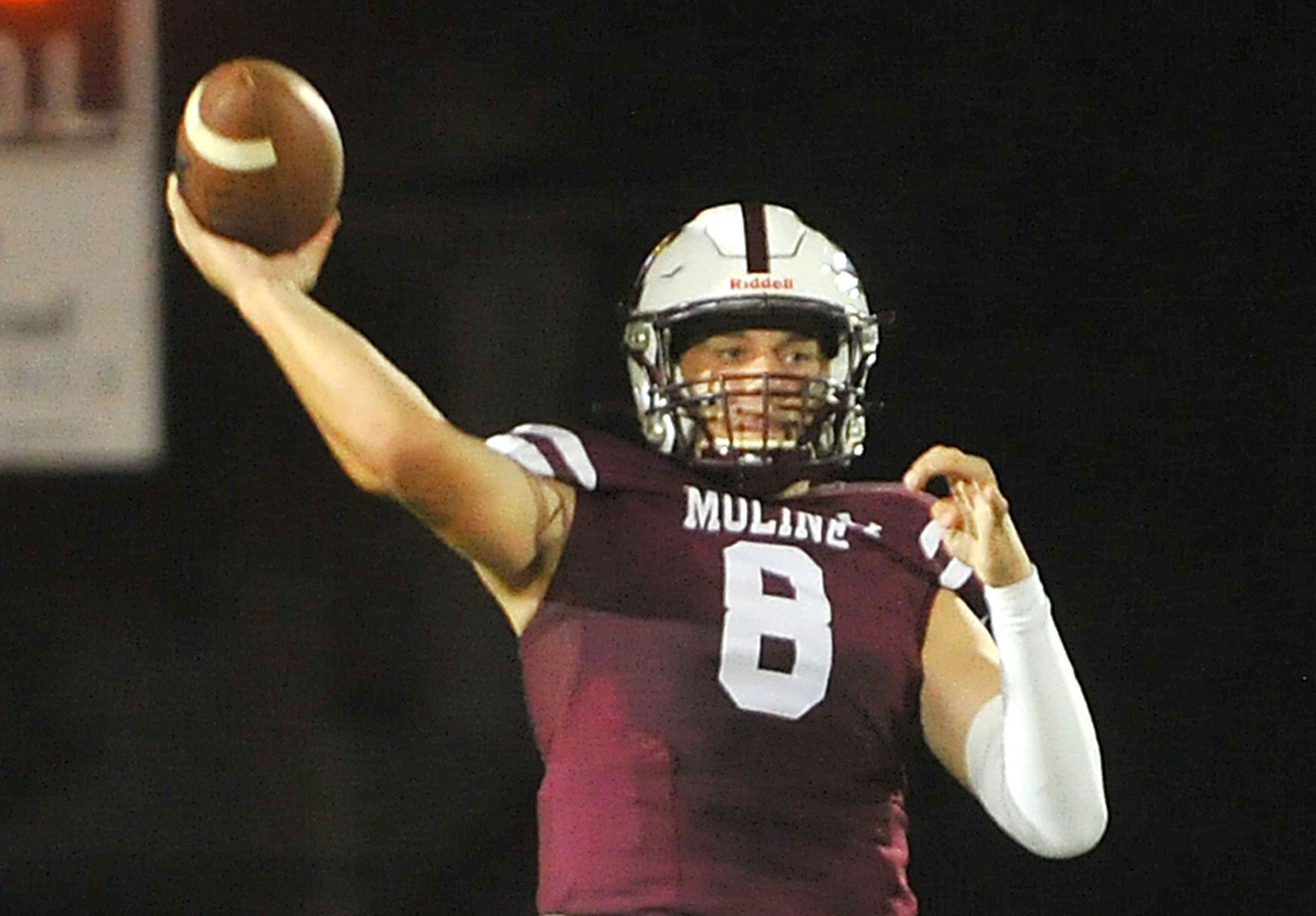 091721-qc-spt-rocky-moline fball-1050